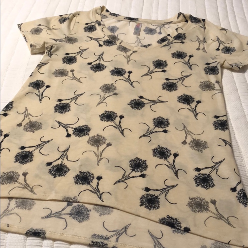 LuLaRoe Cream and Black Floral Short Sleeve Tee
